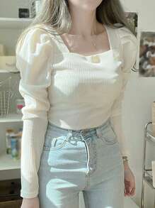 Neck Gigot Sleeve Tee
