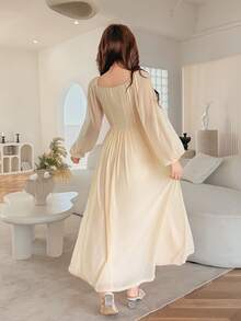 Square Neck Long Sleeve