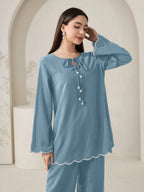 Casual Wave Embroidery Top