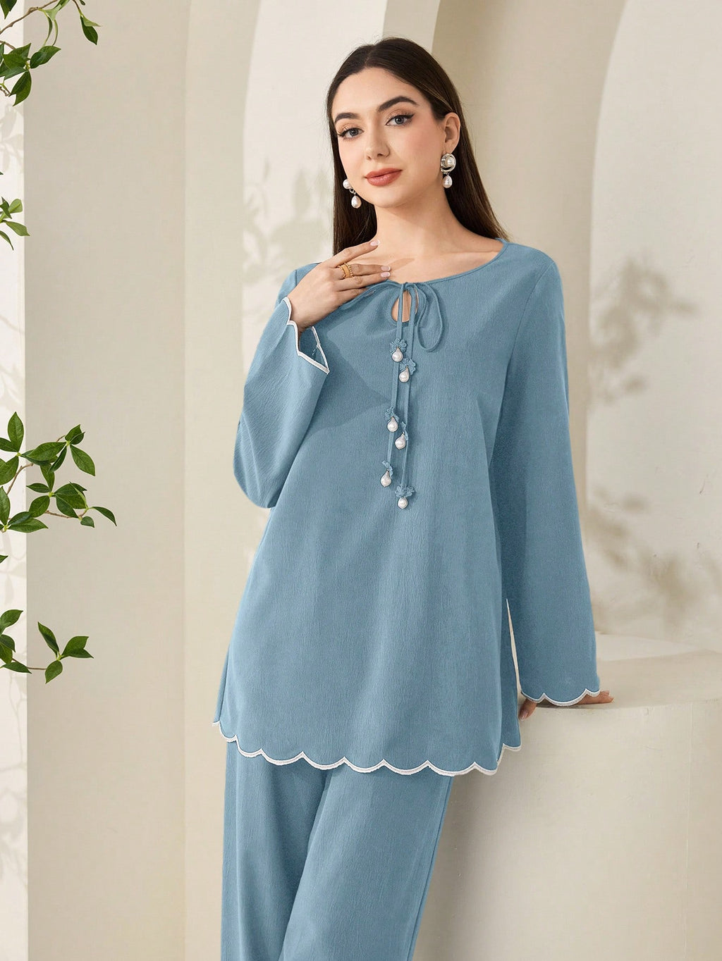 Casual Wave Embroidery Top
