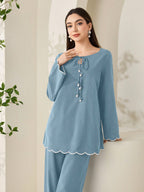 Casual Wave Embroidery Top